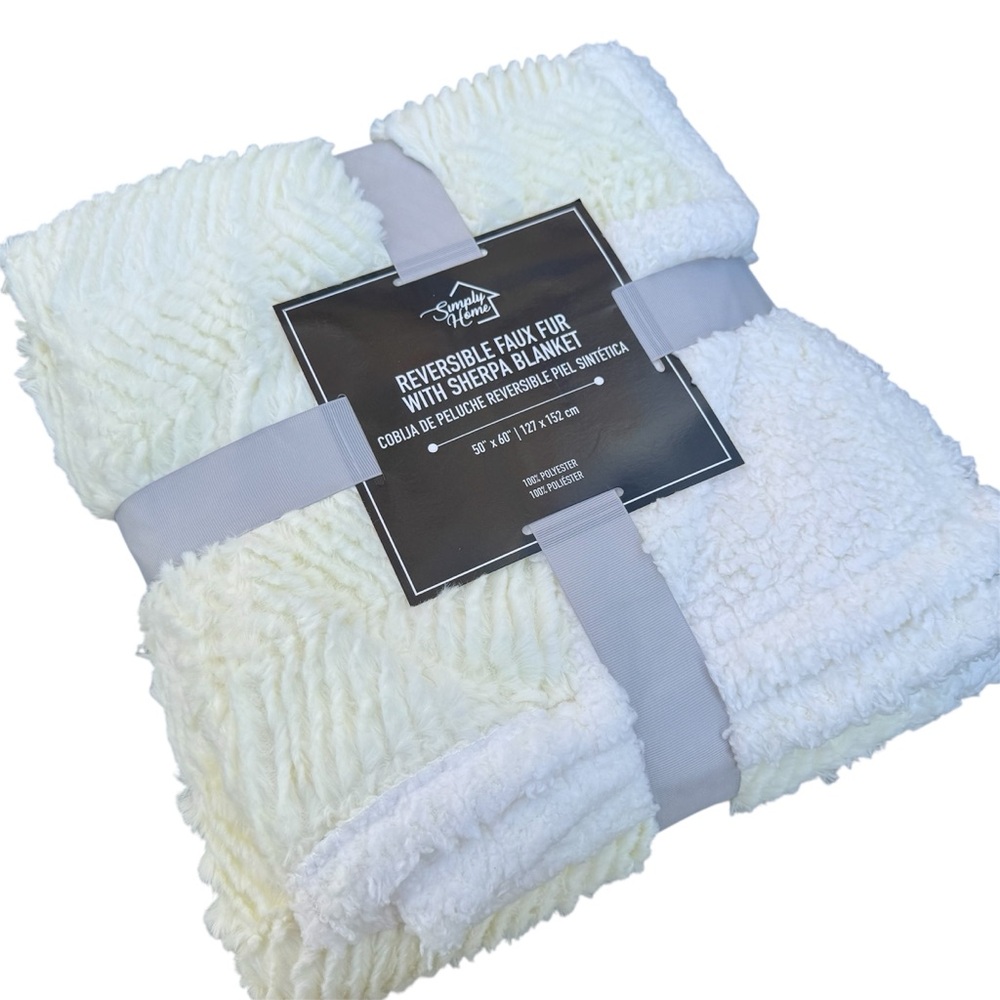 Simply Home White Cream Fluffy Soft Sherpa Warm Winter Blanket 50X60 NWT